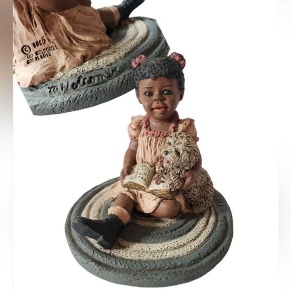 Martha Holcombe Figurine  - Picture 1 of 12
